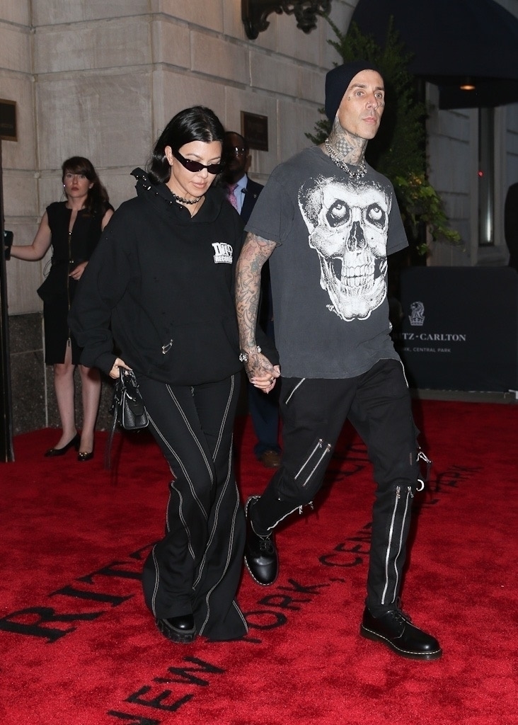Access_Kardashian_07.jpg