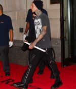 Access_Kardashian_03.jpg