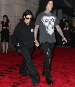 Access_Kardashian_09.jpg