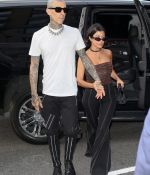 Access_Kardashian_01.jpg