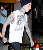 Access_Kardashian_015.jpg