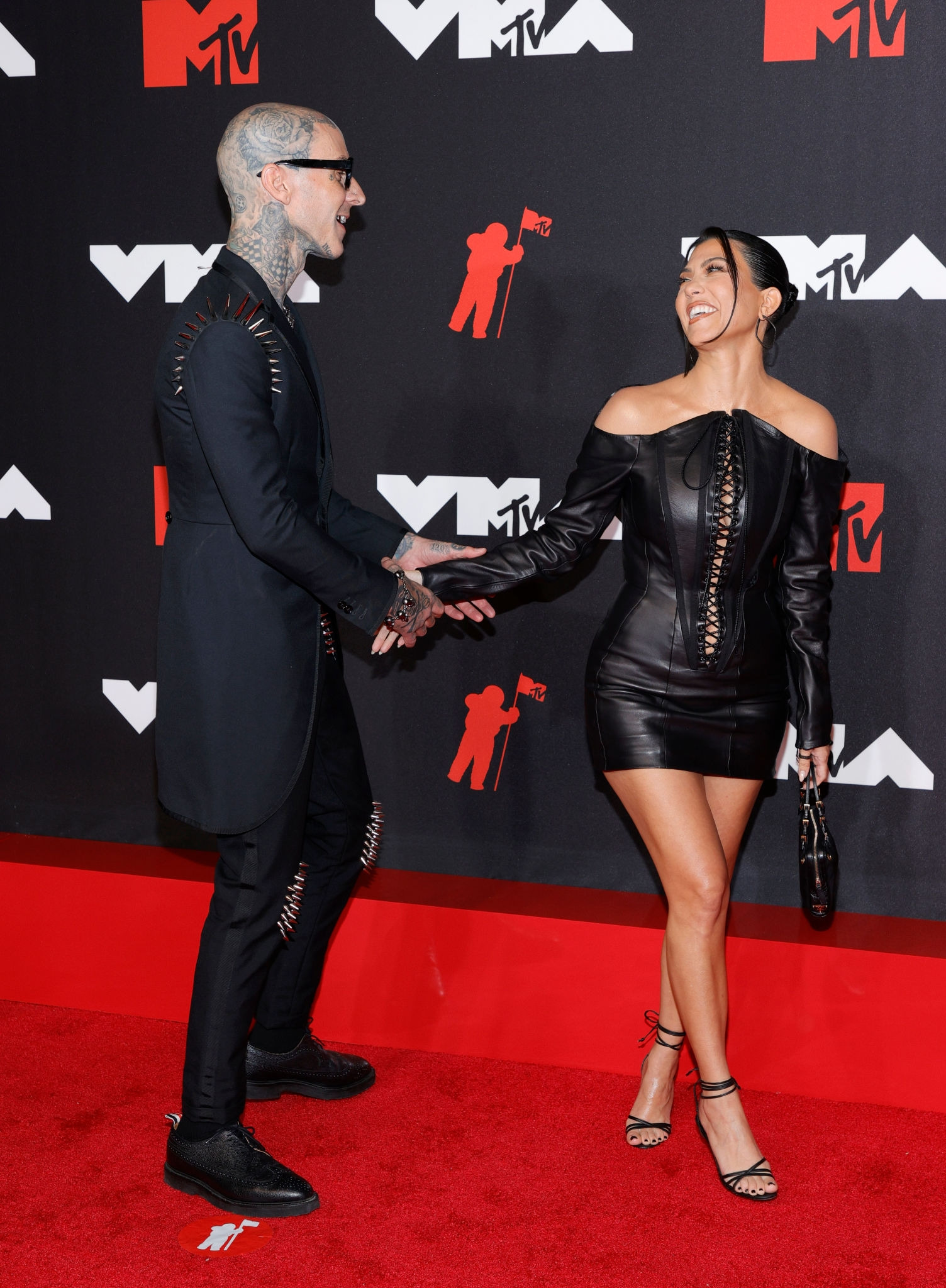 Access_Kardashian_03.jpg