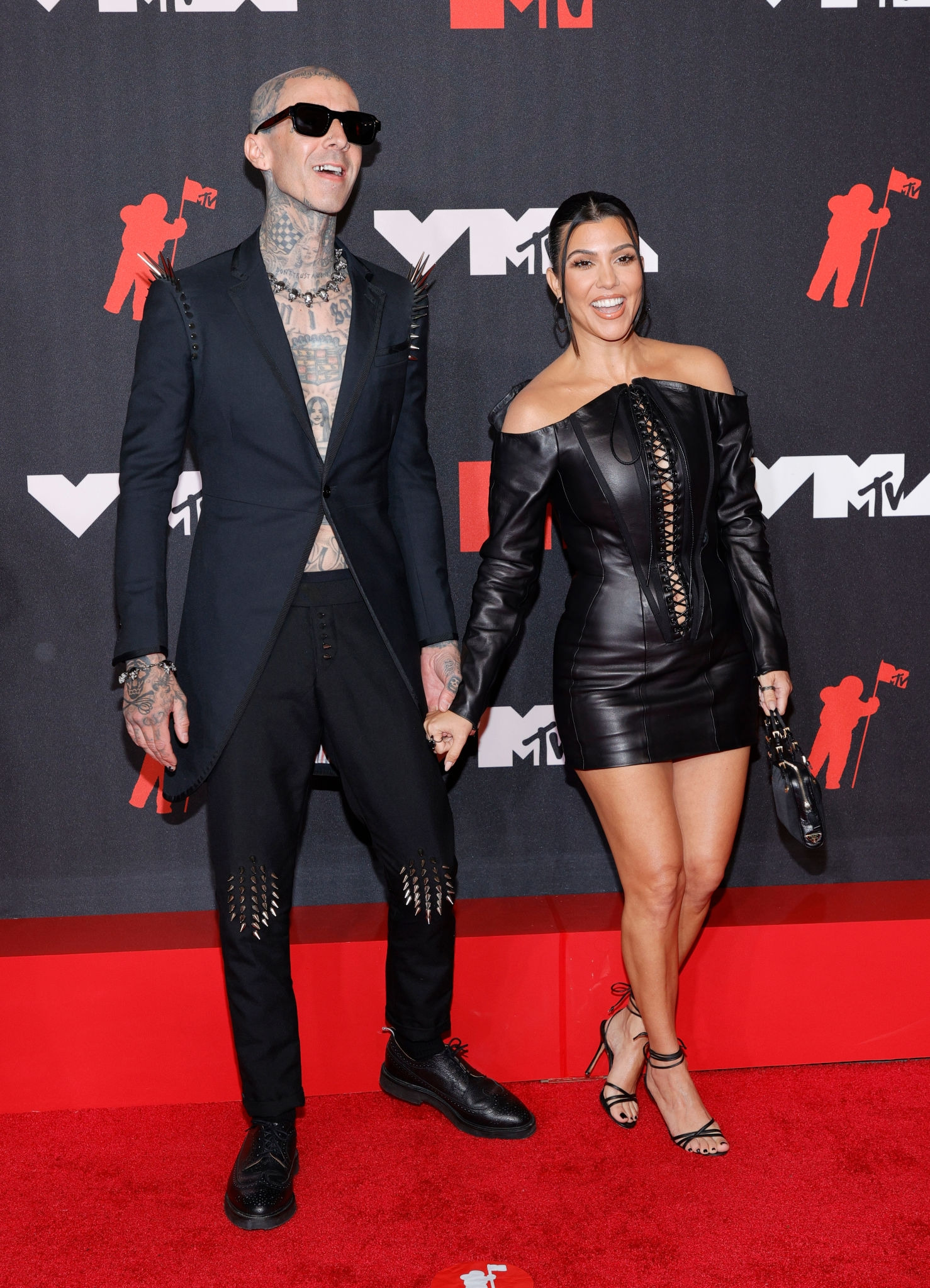 Access_Kardashian_05.jpg