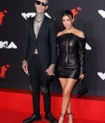 Access_Kardashian_04.jpg