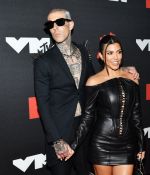 Access_Kardashian_07.jpg