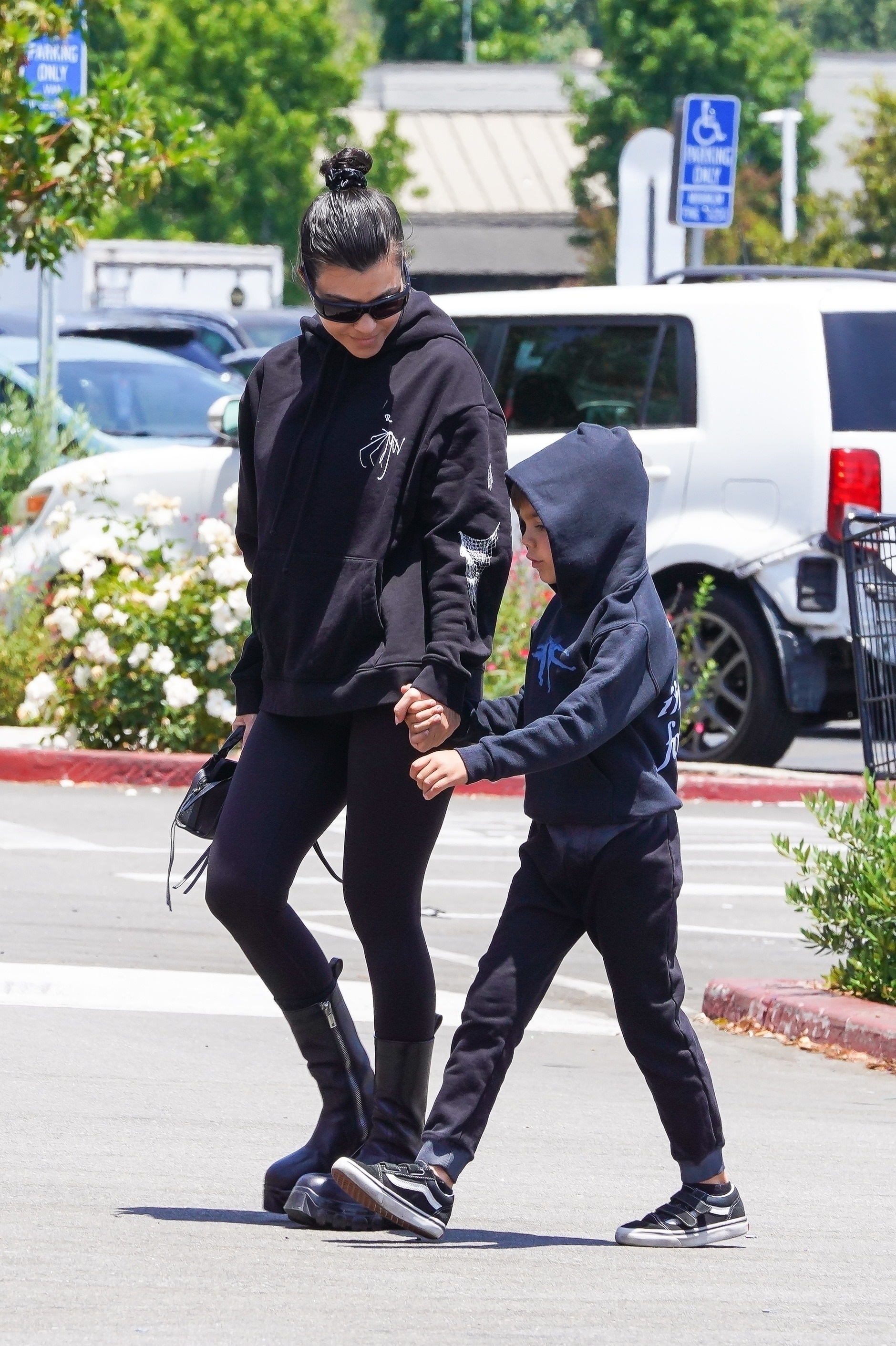 Access_Kardashian_031.jpg