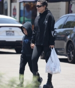 Access_Kardashian_004.jpg