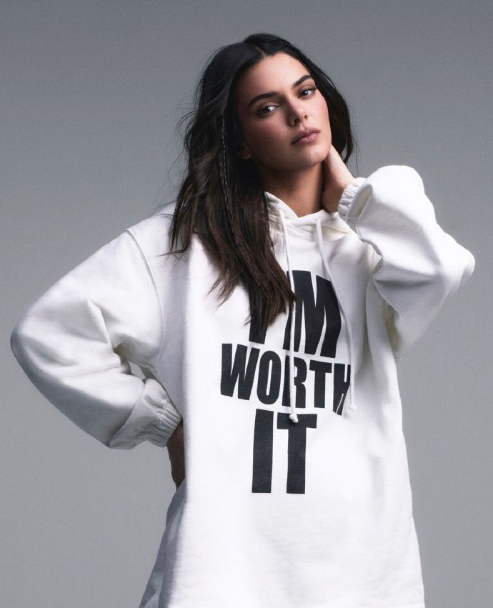 Access_Kardashian_001~0.JPG