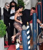 Access_Kardashian_01.jpg