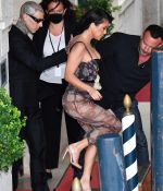 Access_Kardashian_02.jpg