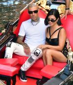 Access_Kardashian_01.jpg