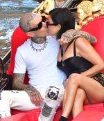 Access_Kardashian_06.jpg