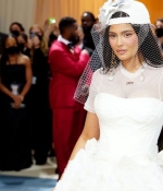 Access_Kardashian005.jpg