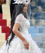 Access_Kardashian111.jpg