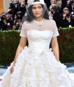 Access_Kardashian129.jpg