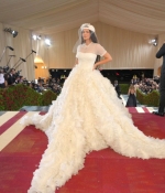 Access_Kardashian130.jpg