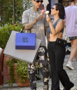 Access_Kardashian_04.jpg
