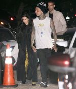 Access_Kardashian_02.jpg