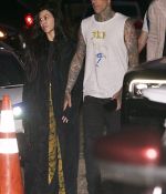 Access_Kardashian_03.jpg