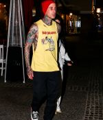 Access_Kardashian_04.jpg