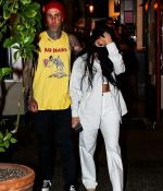 Access_Kardashian_06.jpg