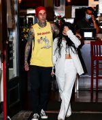 Access_Kardashian_07.jpg