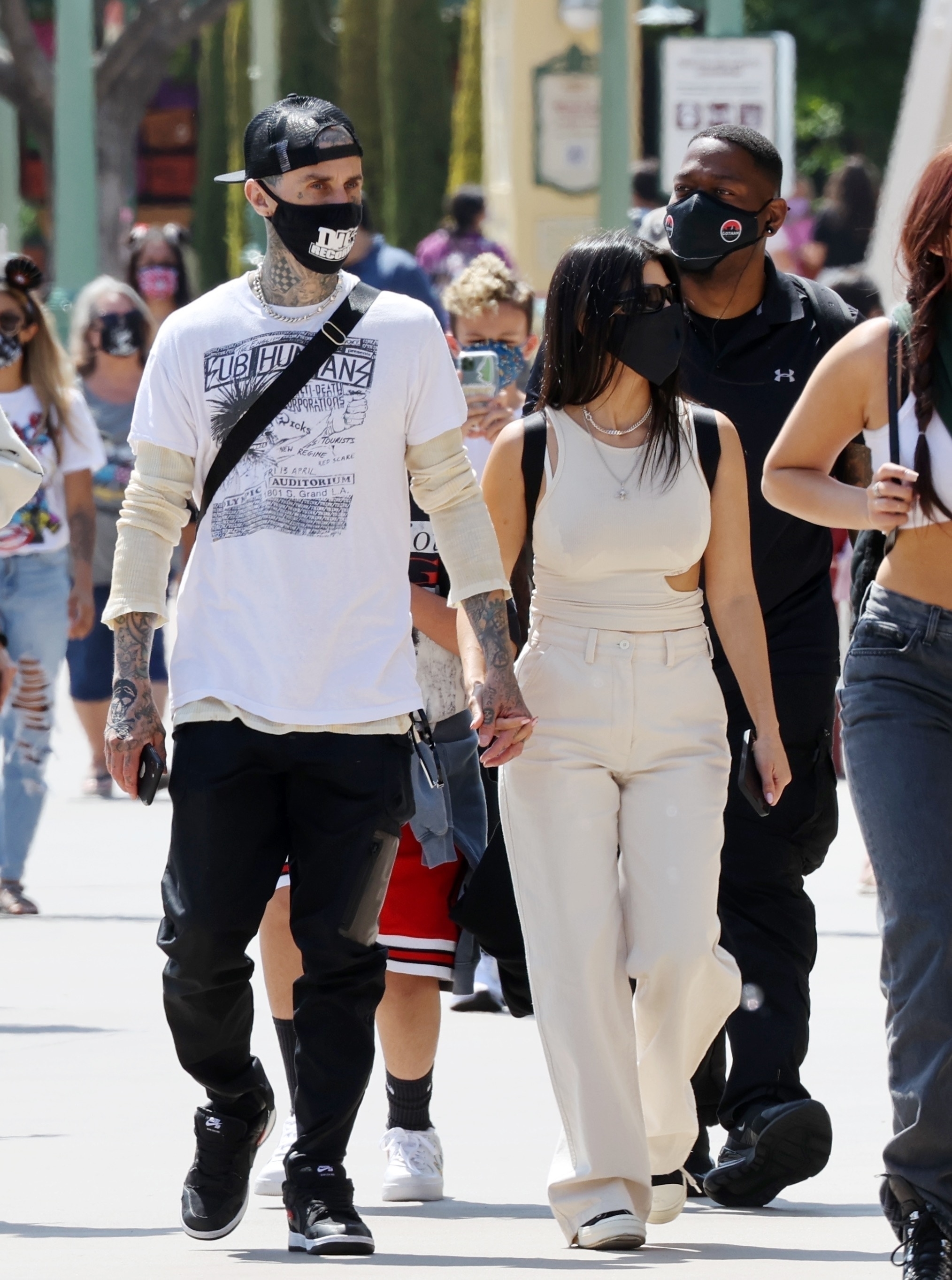 Access_Kardashian_01.jpg
