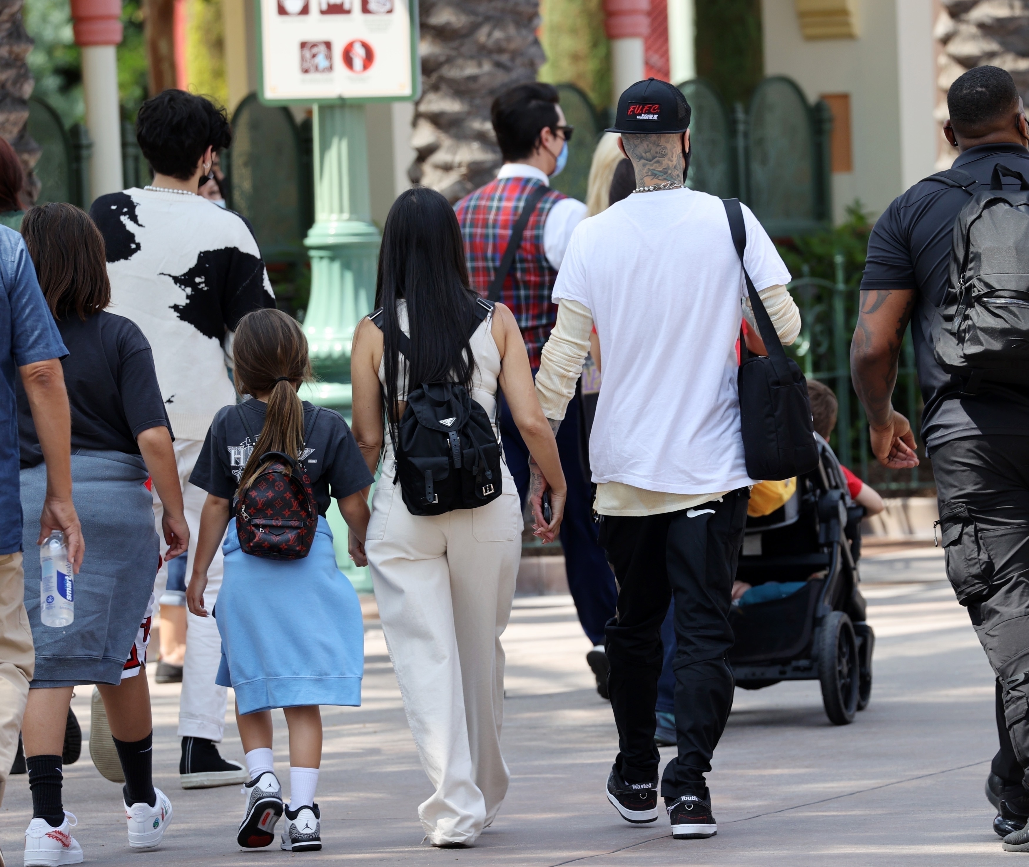 Access_Kardashian_04.jpg