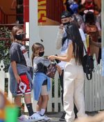 Access_Kardashian_045.jpg