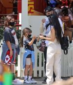 Access_Kardashian_056.jpg