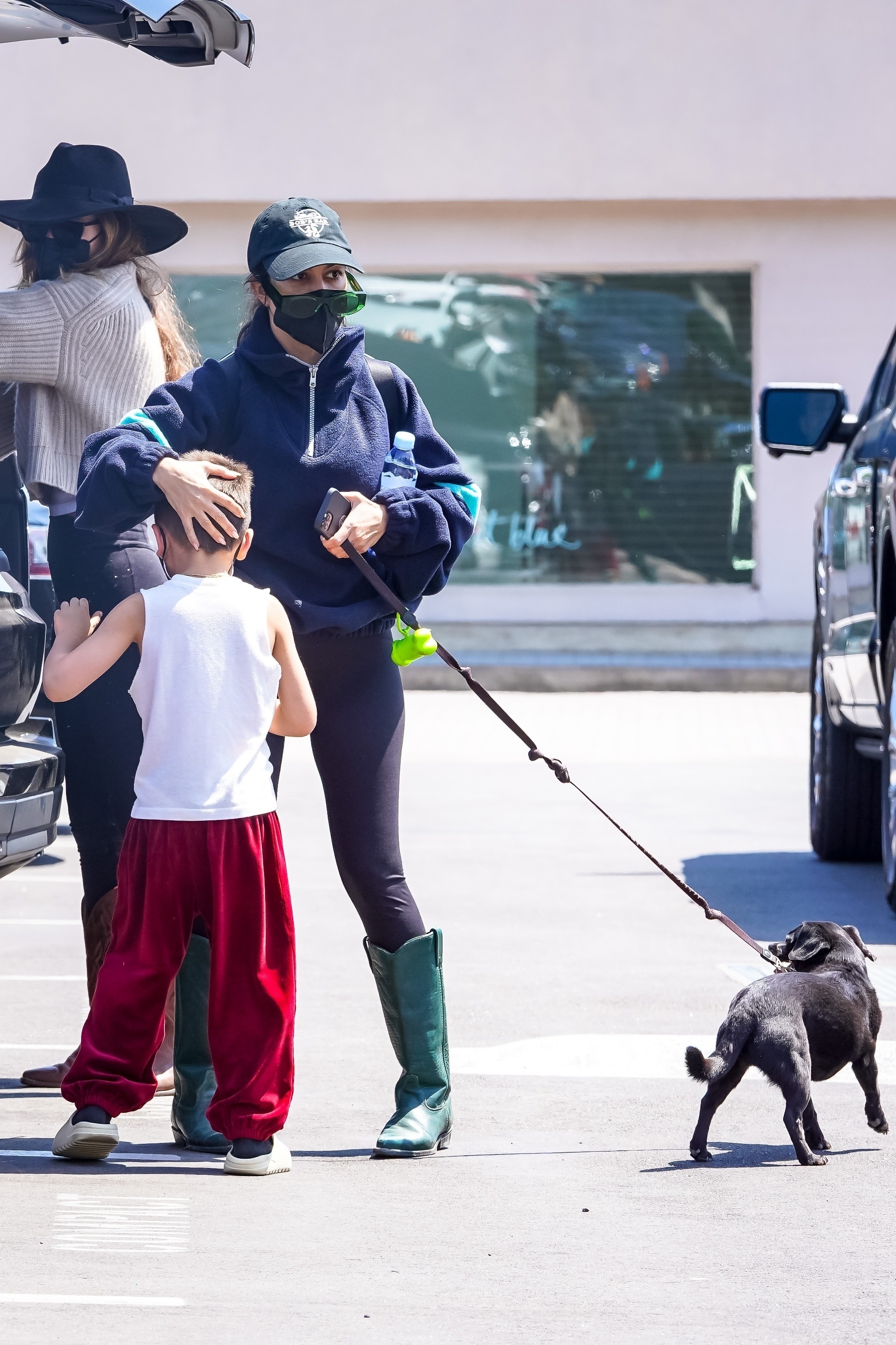 Access_Kardashian_05.jpg