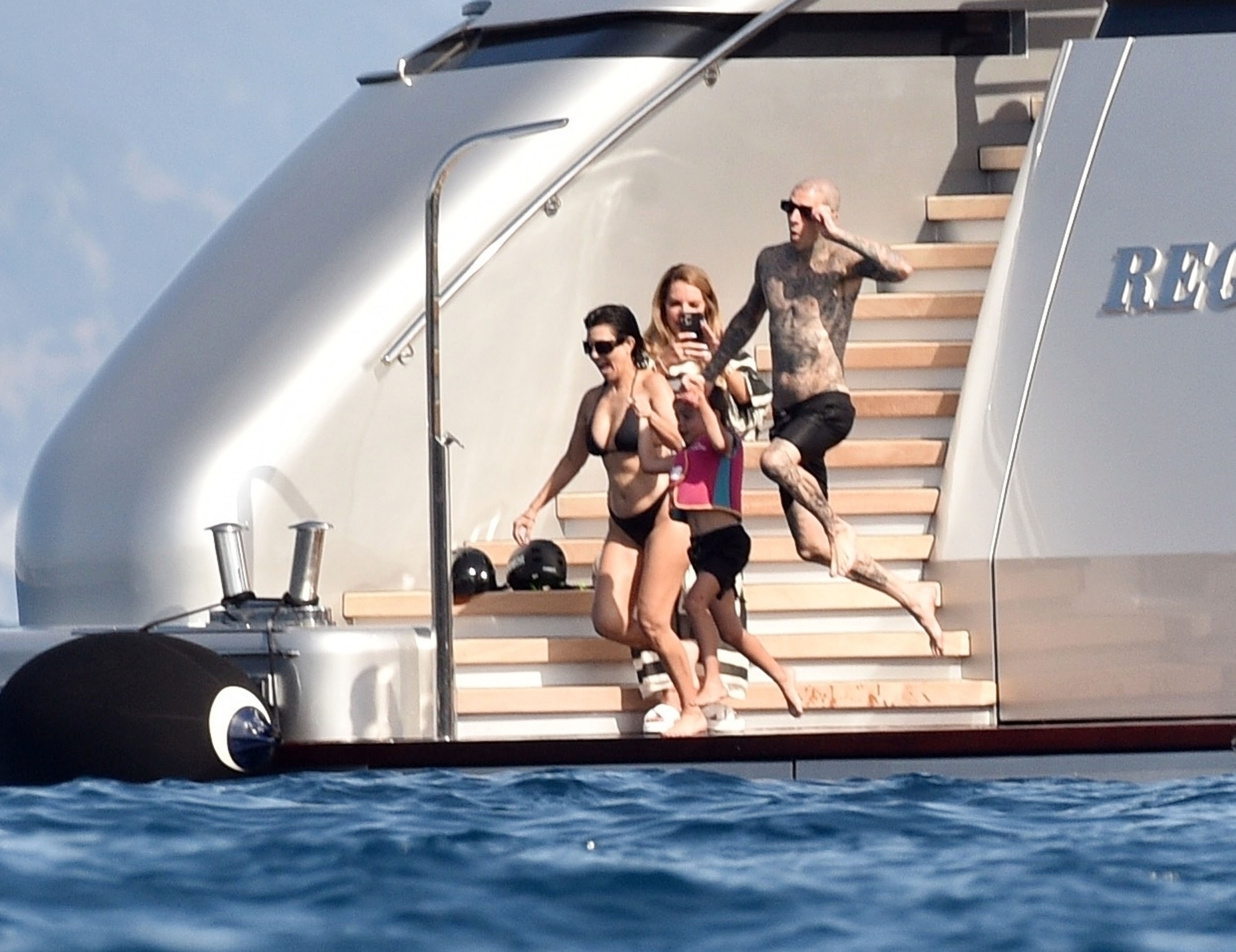 Access_Kardashian_005.jpg