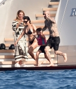 Access_Kardashian_004.jpg