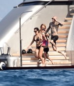 Access_Kardashian_005.jpg