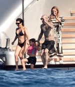 Access_Kardashian_006.jpg