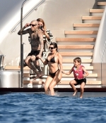 Access_Kardashian_015.jpg