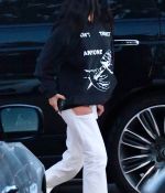Access_Kardashian_04.jpg