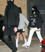 Access_Kardashian_04.jpg