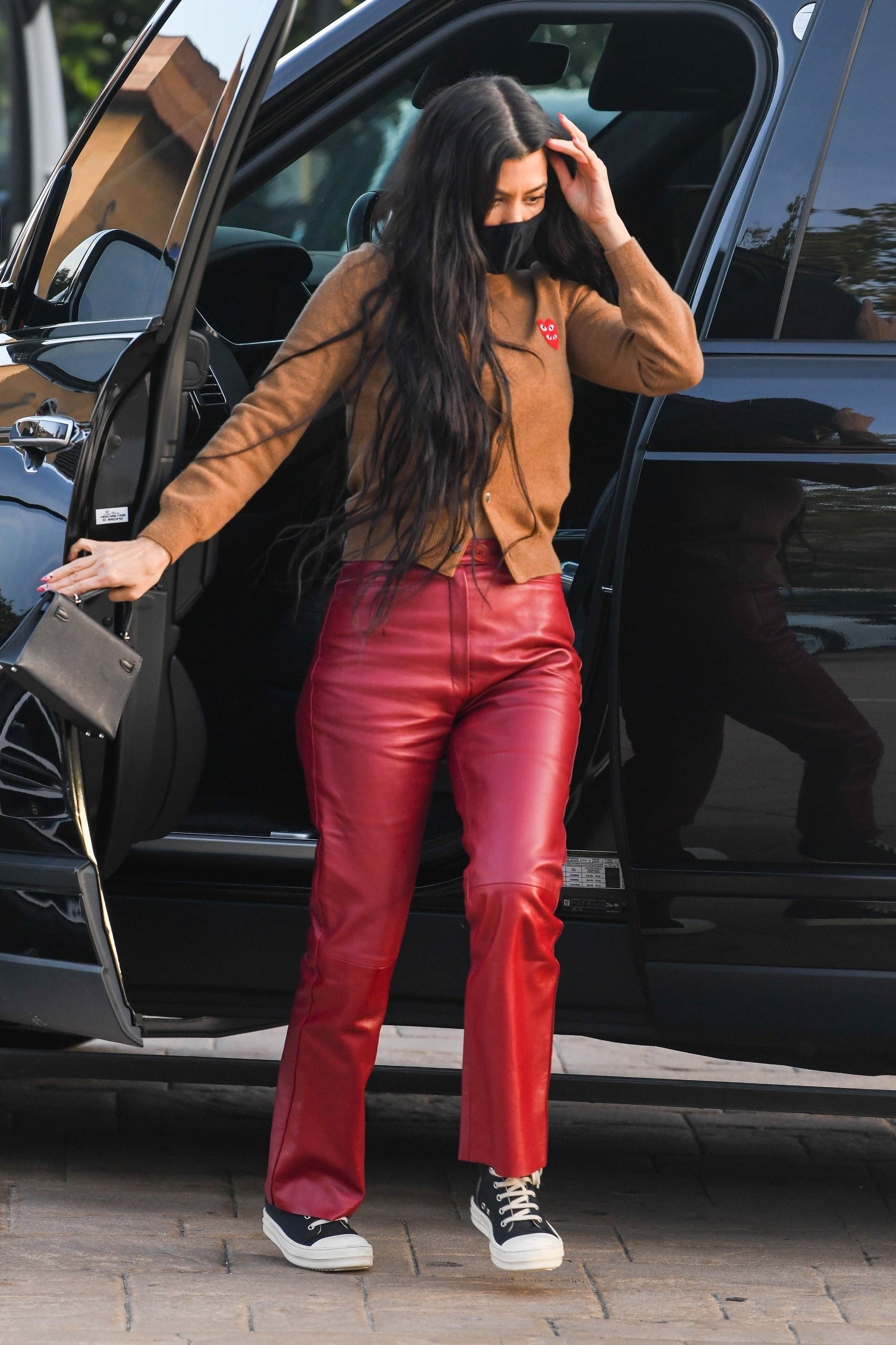 Access_Kardashian_03.jpg