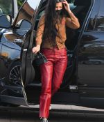 Access_Kardashian_01.jpg