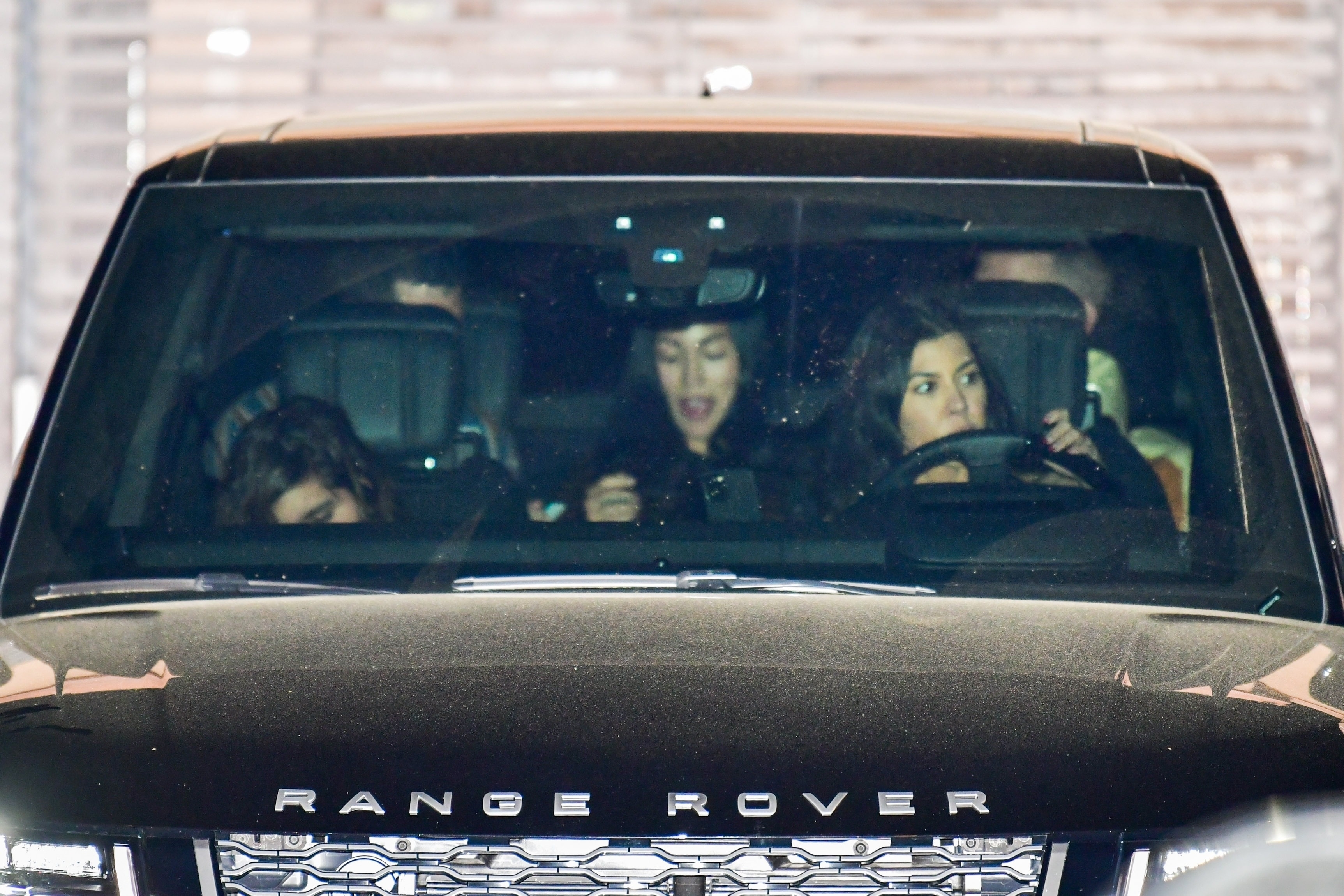 Access_Kardashian_07.jpg