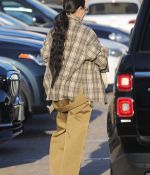 Access_Kardashian_07.jpg