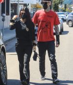 Access_Kardashian_06.jpg