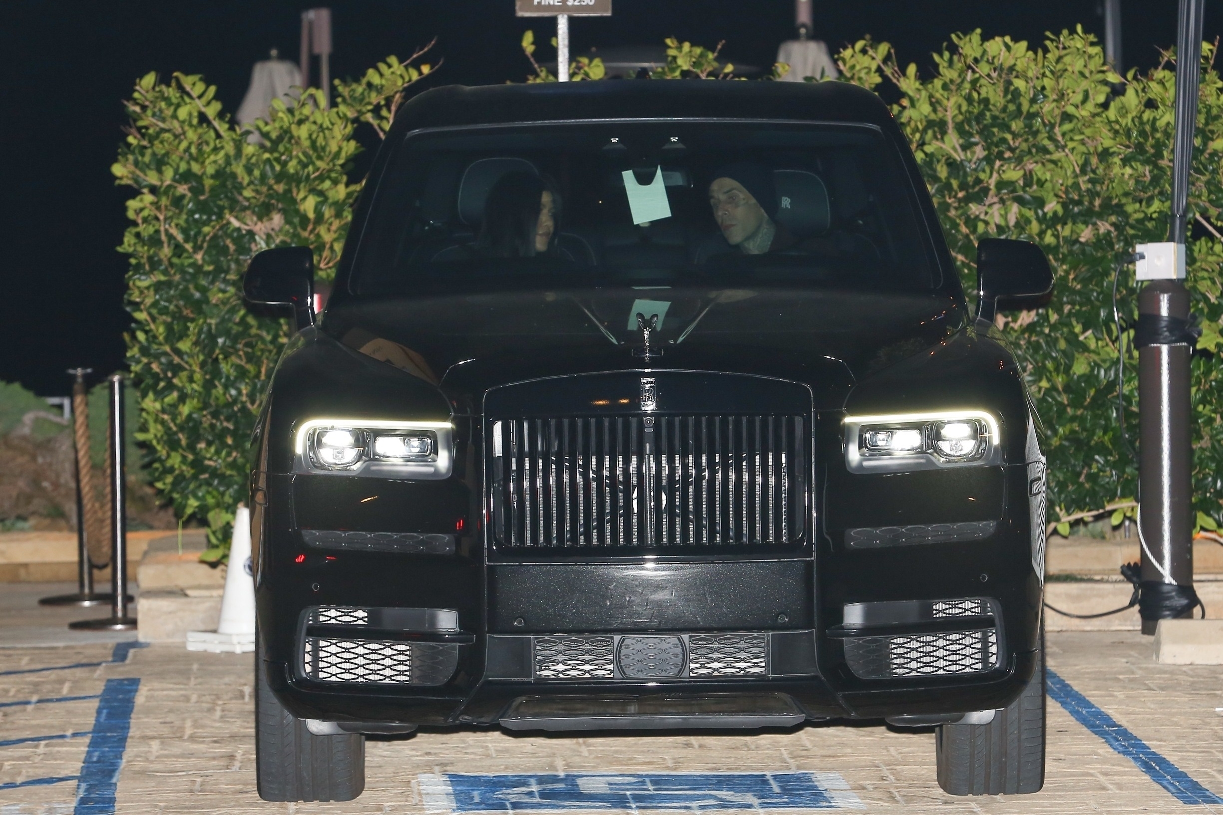 Access_Kardashian_021.jpg