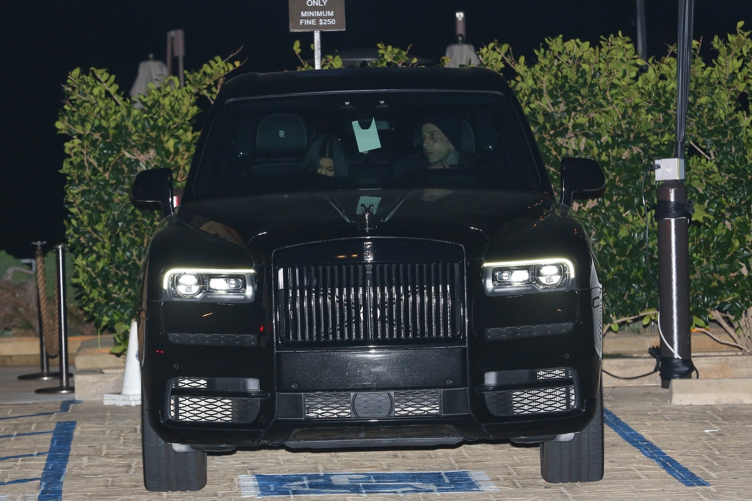 Access_Kardashian_022.jpg