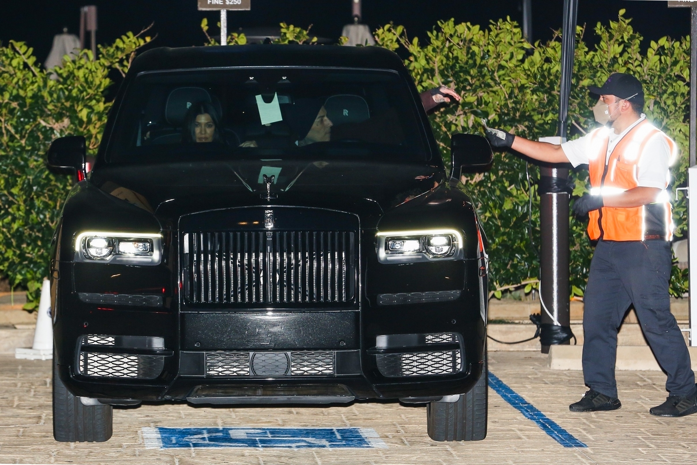 Access_Kardashian_050.jpg