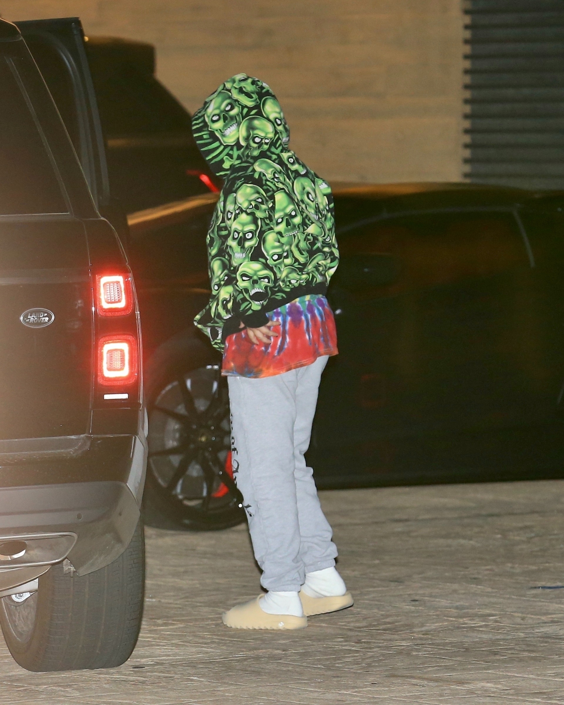 Access_Kardashian_01.jpg