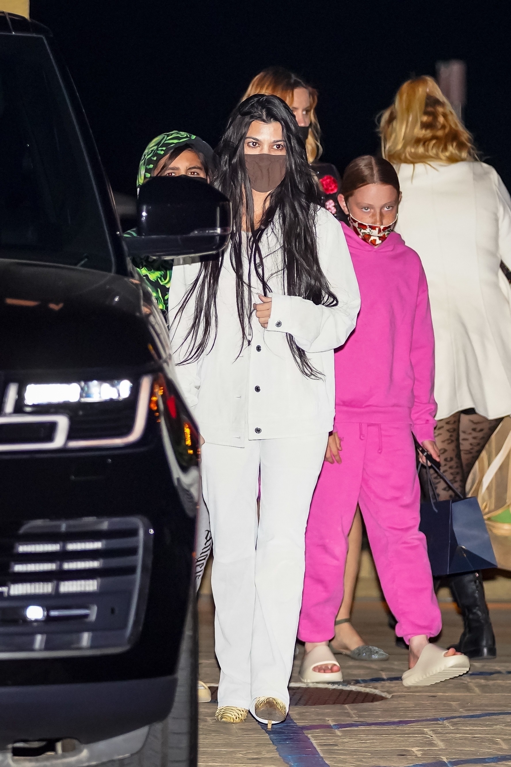 Access_Kardashian_05.jpg