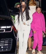 Access_Kardashian_07.jpg