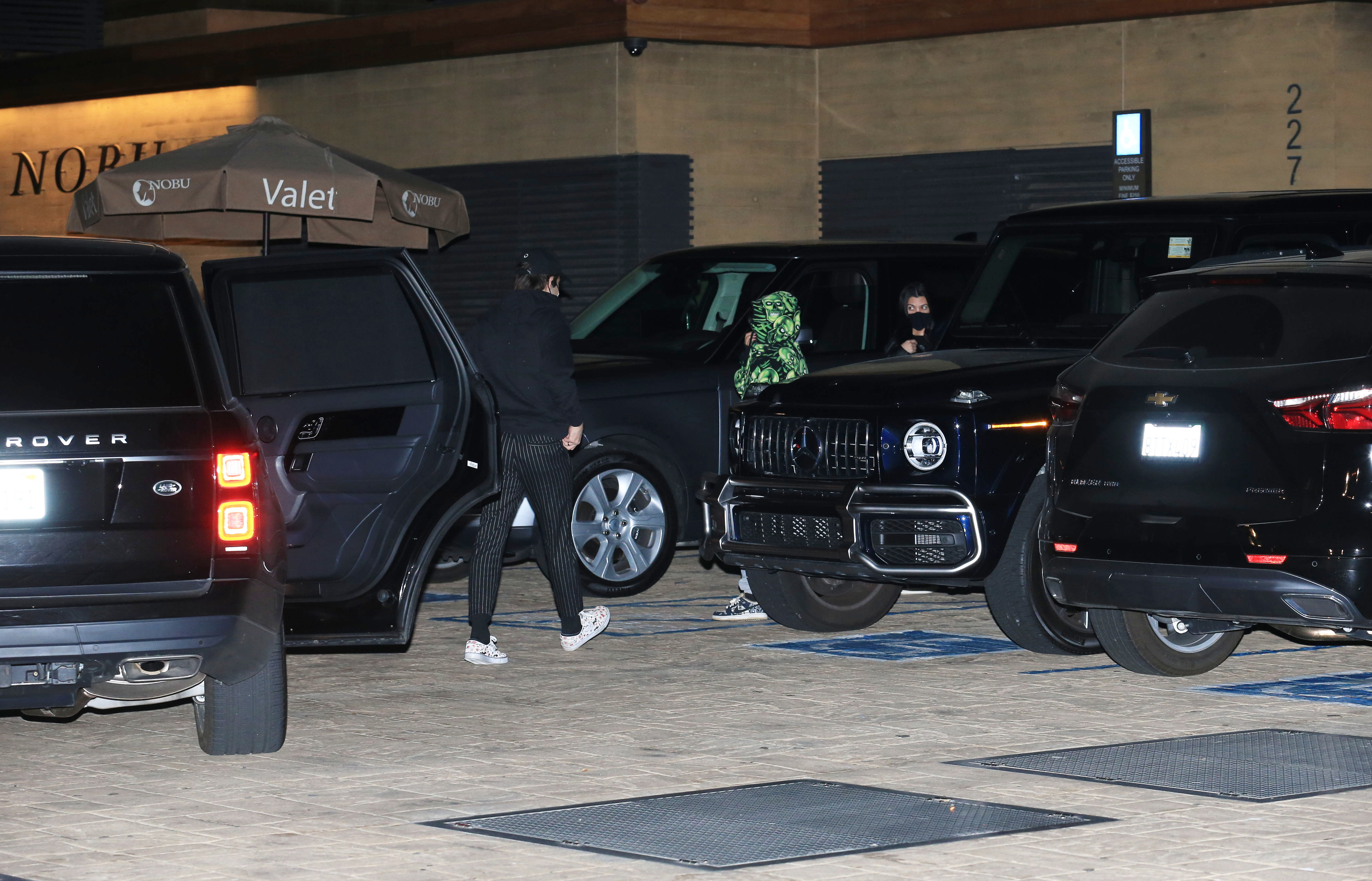 Access_Kardashian_050.jpg